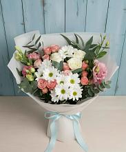 Букет цветов из:  Розы, Лизиантусы и Хризантемы #REPLACE_PRED# Верхнеяркеево