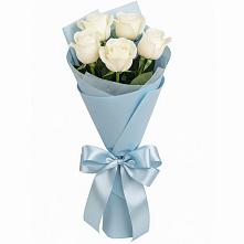 Букет 5 Белых роз Проуд в Верхнеяркеево