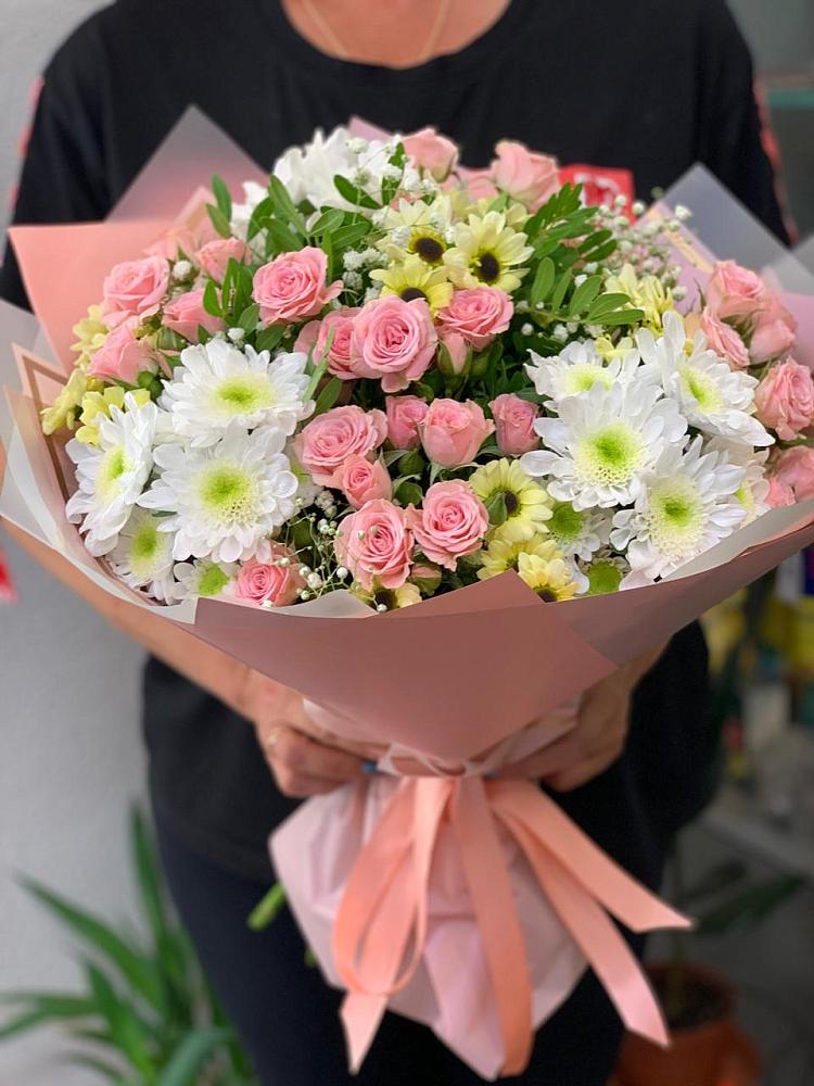 Букет цветов из: Розы и Хризантемы в Верхнеяркеево