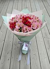 Букет цветов из:  Альстромерии #REPLACE_PRED# Верхнеяркеево
