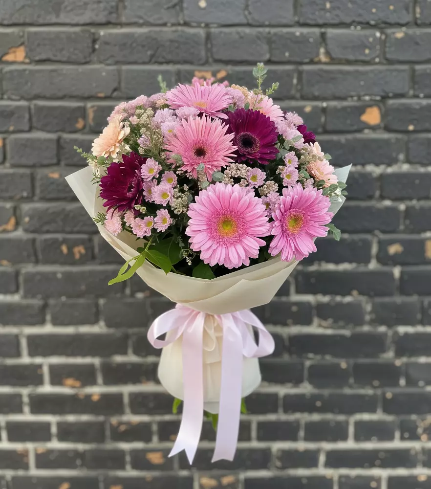 Букет цветов из: Герберы и Хризантемы в Верхнеяркеево