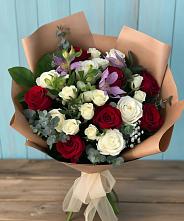 Букет цветов из:  Розы и Альстромерии в Верхнеяркеево