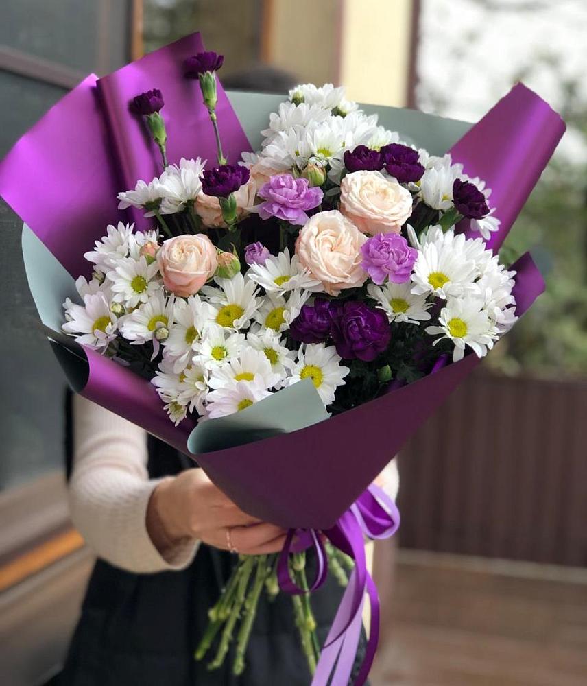 Букет цветов из: Хризантемы, Гвоздики и Розы в Верхнеяркеево