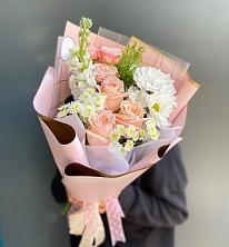 Букет цветов из:  Хризантемы и Розы в Верхнеяркеево