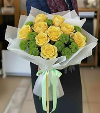 Букет цветов из:  Хризантемы и Розы в Верхнеяркеево