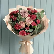 Букет цветов из:  Гвоздики и Розы в Верхнеяркеево
