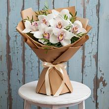 Букет цветов из:  Орхидеи и Розы в Верхнеяркеево