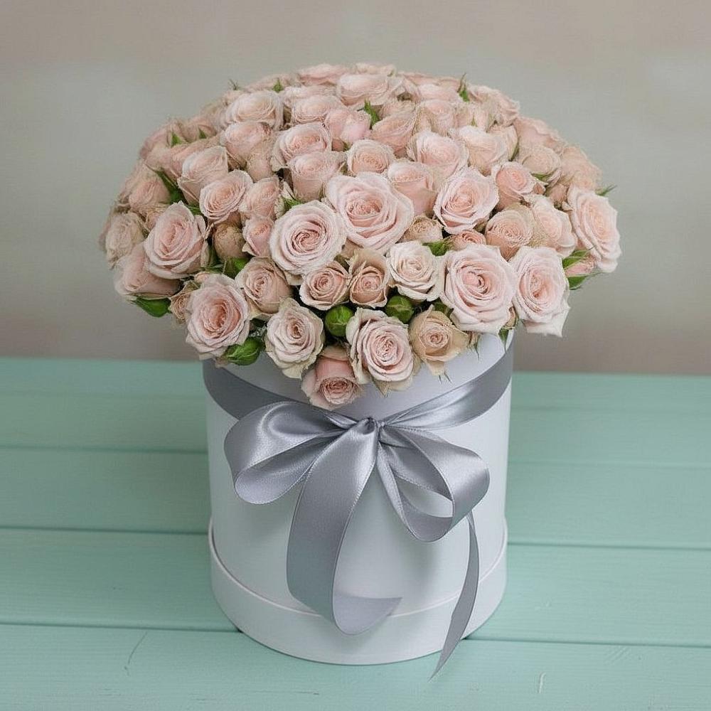 Цветочная композиция из Розы в шляпной коробке в Верхнеяркеево